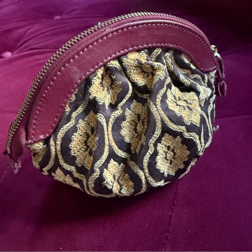 Miss Albright - Burgundy Lined Black Carpet Bag Clutch Change Purse